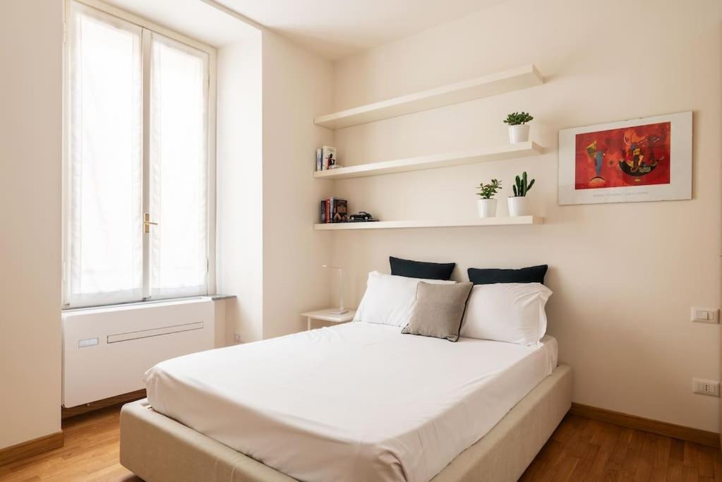 Studio Apartment Brera Milan Exterior photo